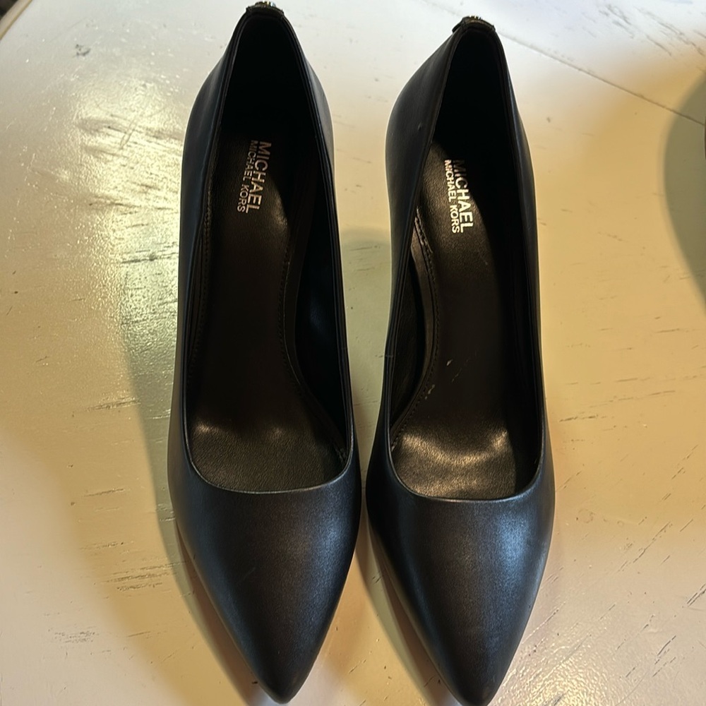 Michael kors black heels